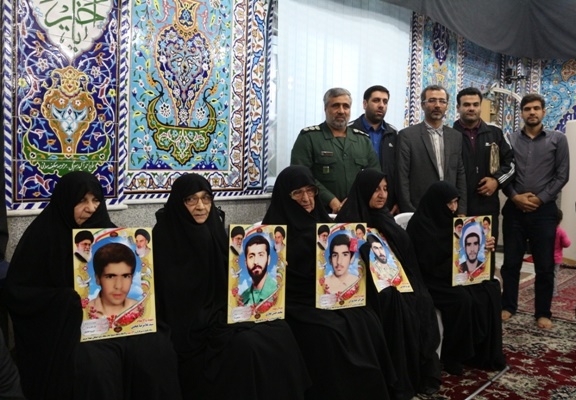گزارش تصویری/ تجلیل از مادران آسمانی محله سرپیر