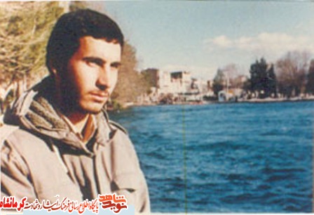 به شما توصیه می کنم پیر جماران را حمایت کنید به شما توصیه می کنم پیر جماران را حمایت کنید
