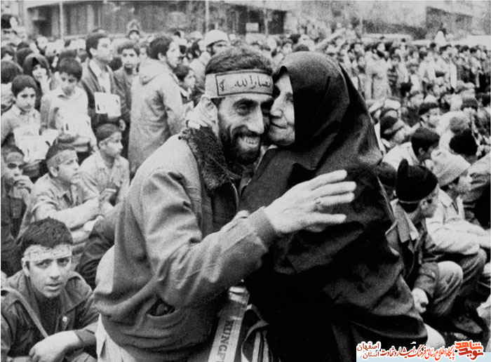 فرهنگ احسان والدین (پدر ومادر) در وصیتنامه شهدا اصفهان