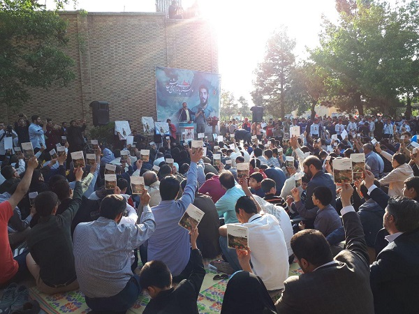 مراسم جشن تولد شهید ابراهیم هادی برگزار شد مراسم جشن تولد شهید ابراهیم هادی برگزار شد