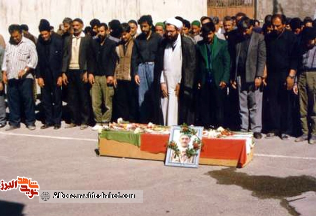 فرازی از وصیت نامه شهید«سید علی بهشتی» فرازی از وصیت نامه شهید«سید علی بهشتی»