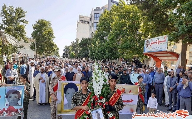 گزارش تصویری از تشییع پیکر شهید حسین امینیان