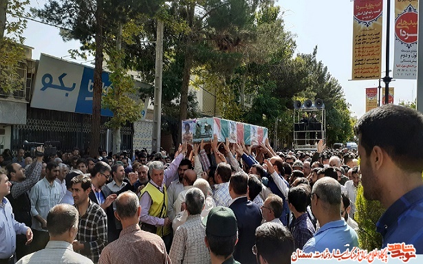 گزارش تصویری از تشییع پیکر شهید حسین امینیان