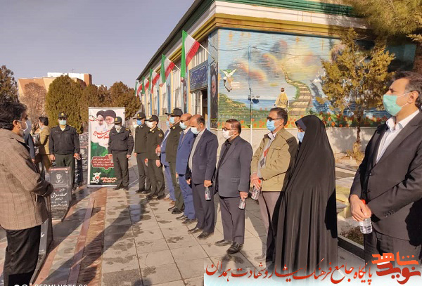 گزارش تصویری| گلزار شهدای تویسرکان غبارروبی شد گزارش تصویری| گلزار شهدای تویسرکان غبارروبی شد