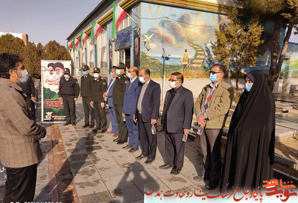 گزارش تصویری| گلزار شهدای تویسرکان غبارروبی شد گزارش تصویری| گلزار شهدای تویسرکان غبارروبی شد