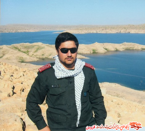گذری بر زندگینامه شهید مدافع حرم گذری بر زندگینامه شهید مدافع حرم