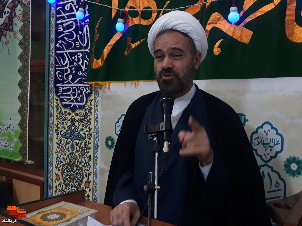 حضرت فاطمه زهرا (س) مایه افتخار عالم اسلام است