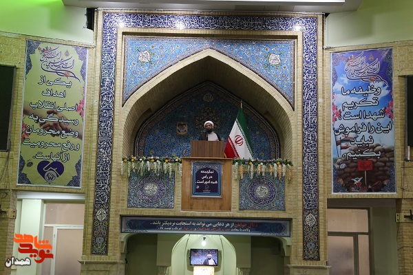 گزارش تصویری| حضور کارکنان بنیاد شهید در نماز جمعه