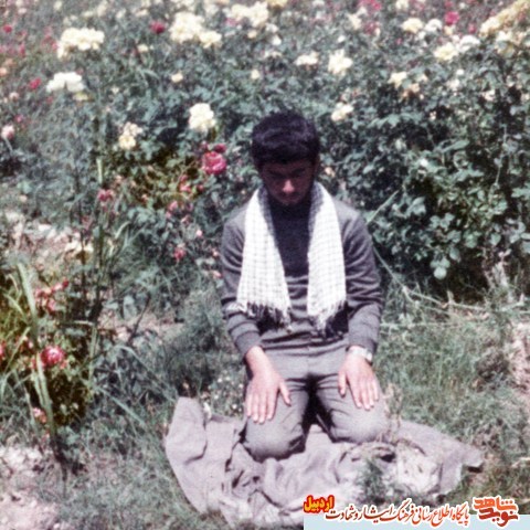 گزارش تصویری|نماز شهدا در قاب تصویر