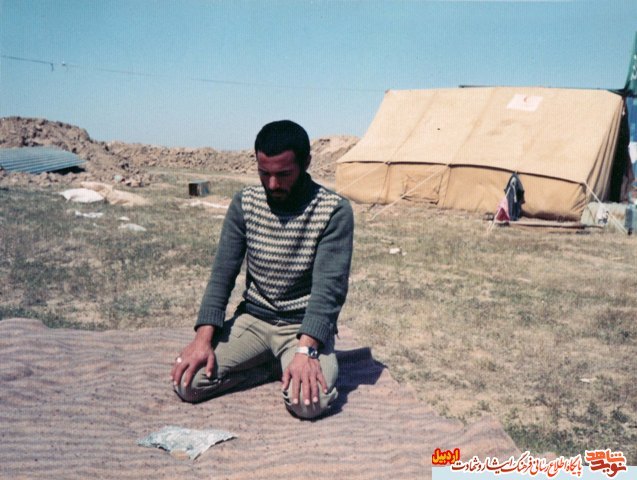 گزارش تصویری|نماز شهدا در قاب تصویر