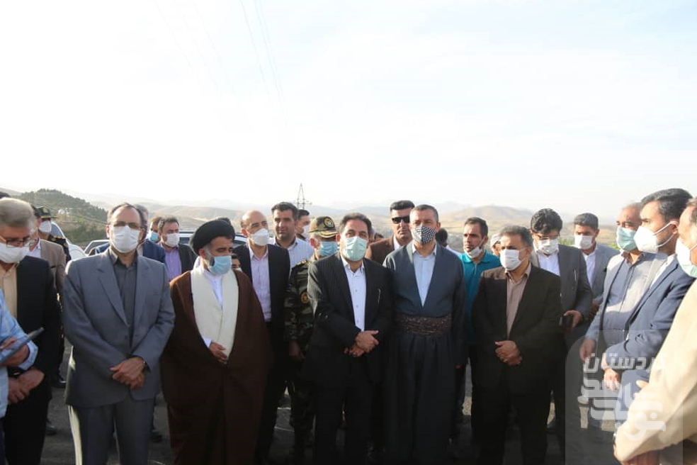 رونمایی از بزرگترین پیکره کشور با عنوان نماد مقاومت کردستان رونمایی از بزرگترین پیکره کشور با عنوان نماد مقاومت کردستان