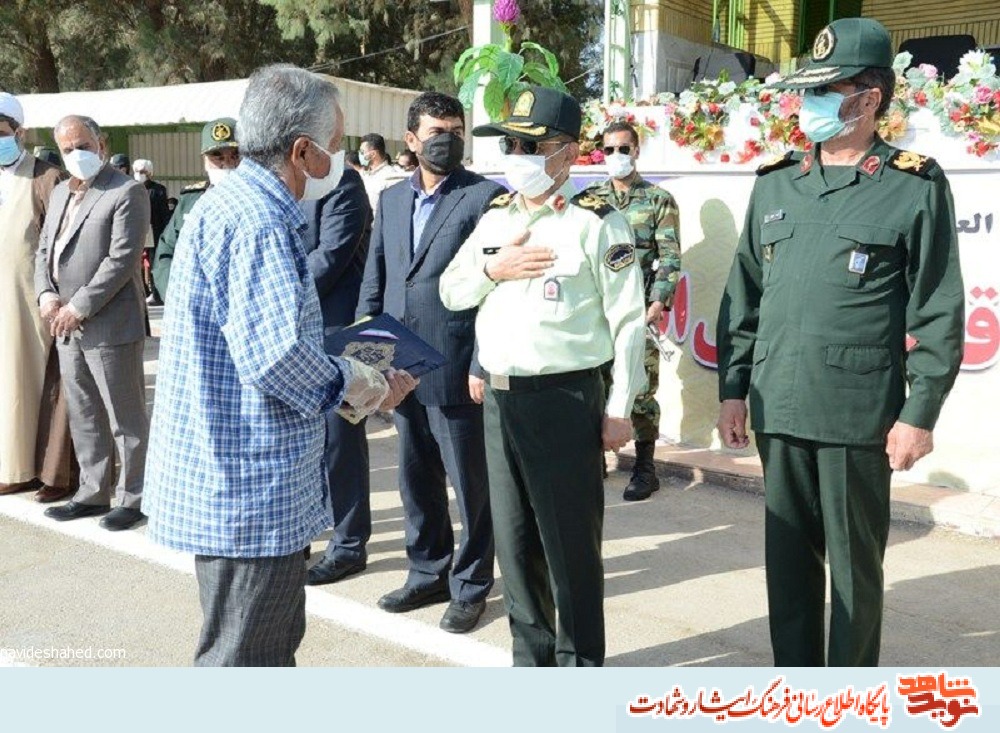 از خانواده معظم شهدا و ایثارگران تجلیل شد