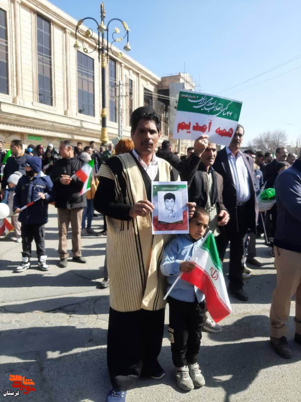 گزارش تصویری/چهل و چهارمین حماسه انقلاب در لرستان