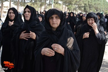 گزارش تصویری/سنگ تمام مردم لرستان برای فرمانده شهید