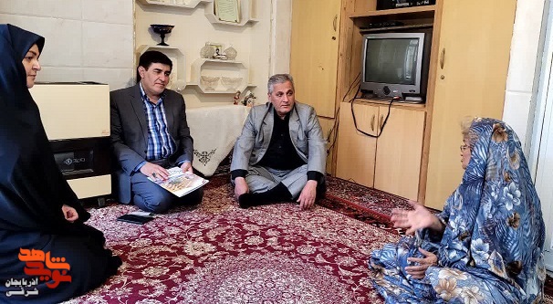 دیدار سرپرست بنیاد استان آذربایجان شرقی با ۵ خانواده شهید در تبریز