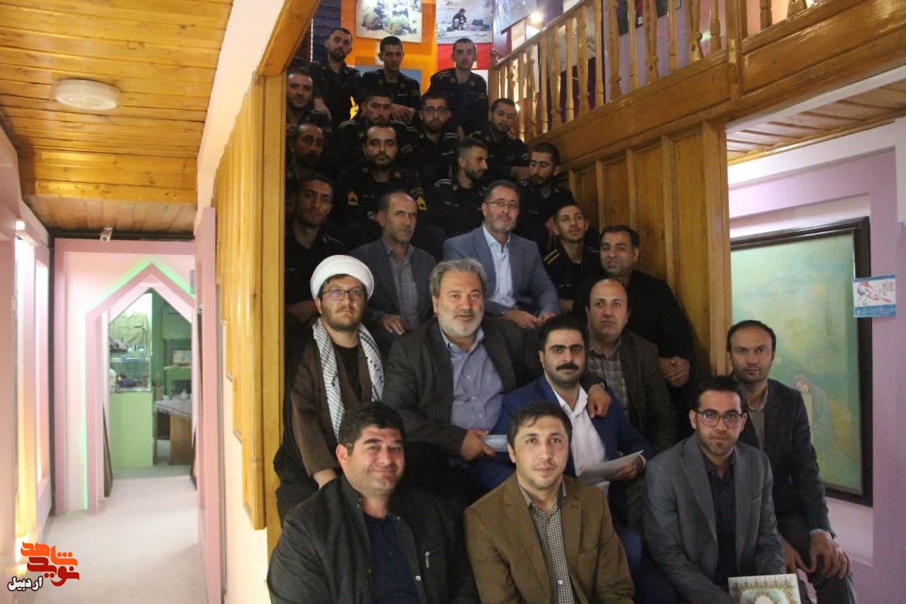 یادوراه شهدا و مراسم اربعین شهادت شهیدان خدمت در موزه شهدای اردبیل+ عکس