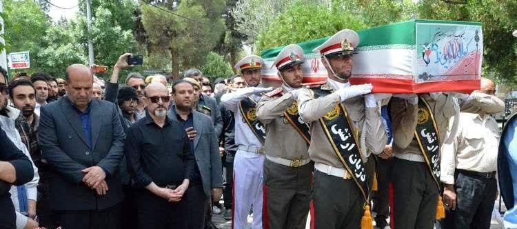 پیکر مطهر جانباز شهید کمال بابایی زاده در جوار همرزمانش آرام گرفت