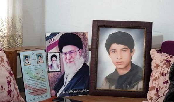 دیدار کارگروه تاریخ شفاهی دفاع مقدس آمل با خانواده شهدا