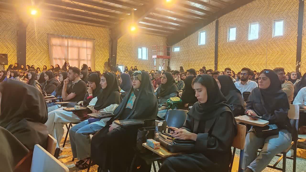 گزارش تصویری یادواره شهدای دانشجوی دانشگاه پیام نور
