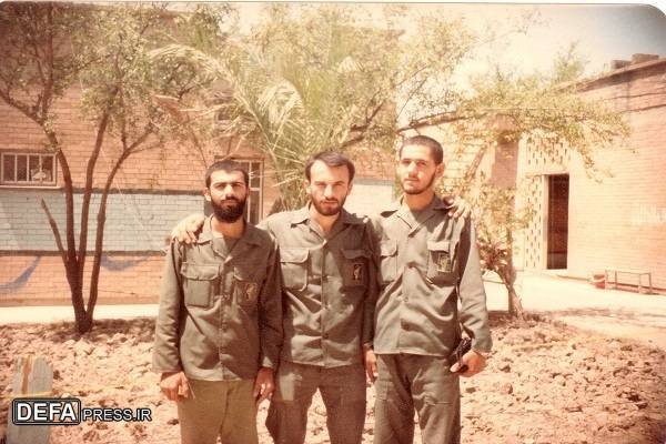 زیر لب گفت: «الهی رضا برضائک» و جان داد!