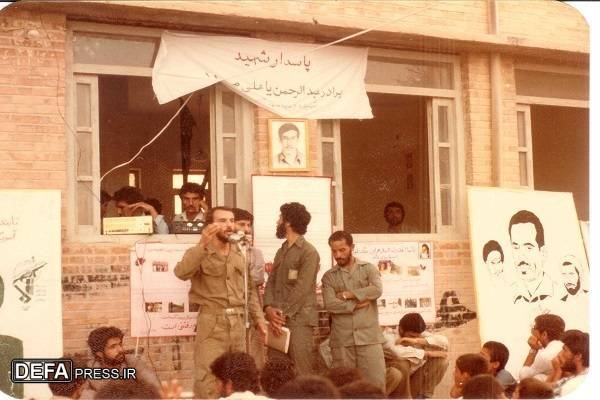 زیر لب گفت: «الهی رضا برضائک» و جان داد!