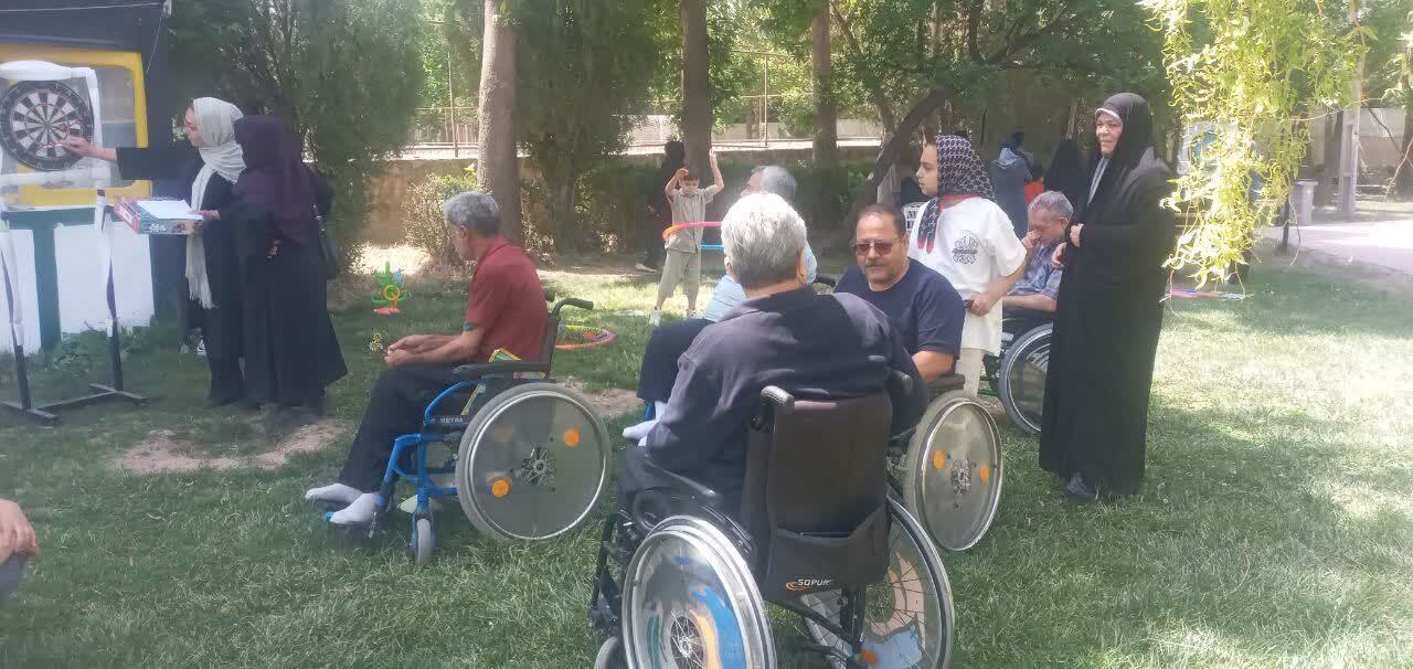 اردوی فرهنگی و تفریحی جانبازان معزز نخاعی در مجموعه شهید رئیسی کردان برگزار شد