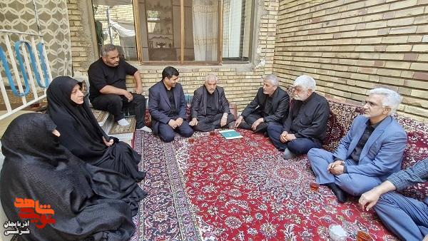 نماینده ویژه رئیس بنیاد شهید خانواده‌های شهدای اقتدار را ملاقات کرد
