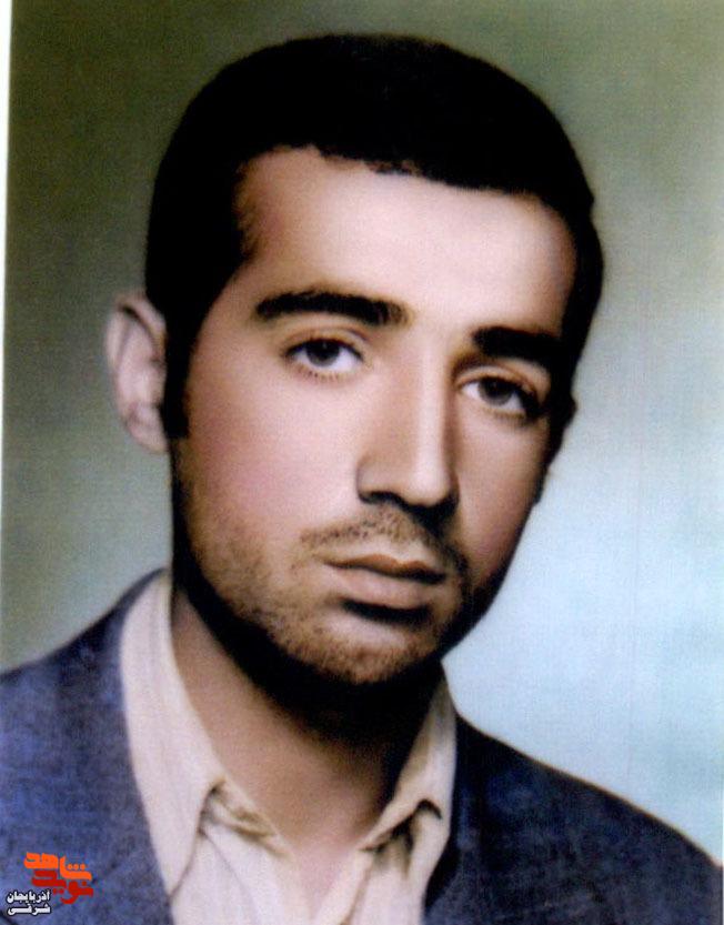 احمد از ۱۶ سالگی در خط امام حرکت می‌کرد