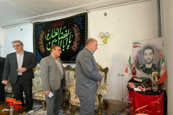 از خانواده شهدای اقتدار در خرم آباد تجلیل شد