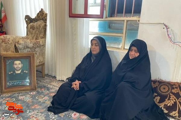 از خانواده شهدای اقتدار در خرم آباد تجلیل شد