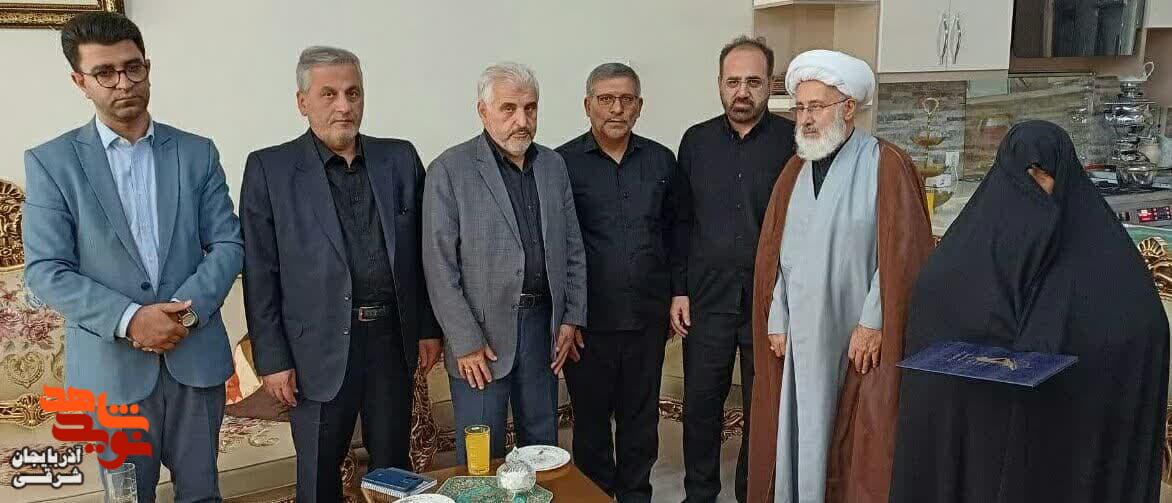 سلمانی به دیدار خانواده شهدای حملات رژیم صهیونیستی رفت