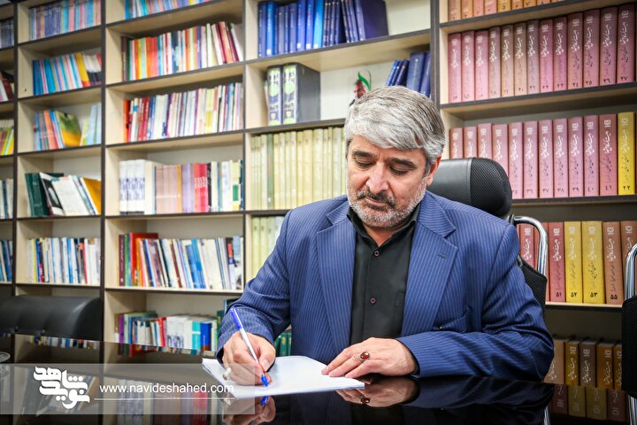 پیام تسلیت مدیرکل اسناد و انتشارات بنیاد شهید در پی درگذشت شاعر متعهد و انقلابی، خانم سیمین‌دخت وحیدی
