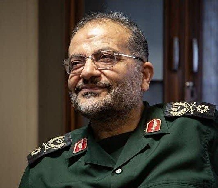 وقتی سردار پرافتخار بسیج، پرستار همسر شد