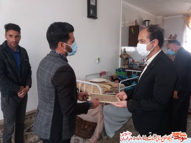 دیدار مدیرکل بنیاد شهید و امور ایثارگران استان با خانواده های شهدا و ایثارگران در شهرستانها