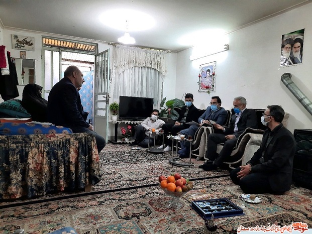 دیدار مسئولان بنیاد شهید استان با مادر گرامی شهید والامقام حسین قهوری - هجدهم فروردین ۱۴۰۰ مهدیشهر