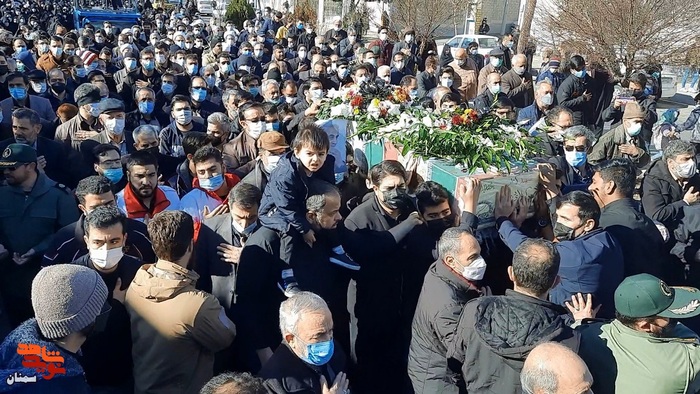 مراسم تشییع و تدفین شهید گمنام خوشنام و نشان دوران دفاع مقدس- شانزدهم دیماه ۱۴۰۰ دانشکده فنی پسران سمنان