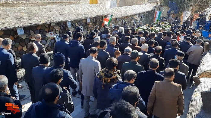 مراسم تشییع و تدفین شهید گمنام خوشنام و نشان دوران دفاع مقدس- شانزدهم دی‌ماه ۱۴۰۰ دانشکده فنی پسران سمنان