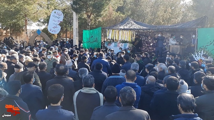 مراسم تشییع و تدفین شهید گمنام خوشنام و نشان دوران دفاع مقدس- شانزدهم دی‌ماه ۱۴۰۰ دانشکده فنی پسران سمنان
