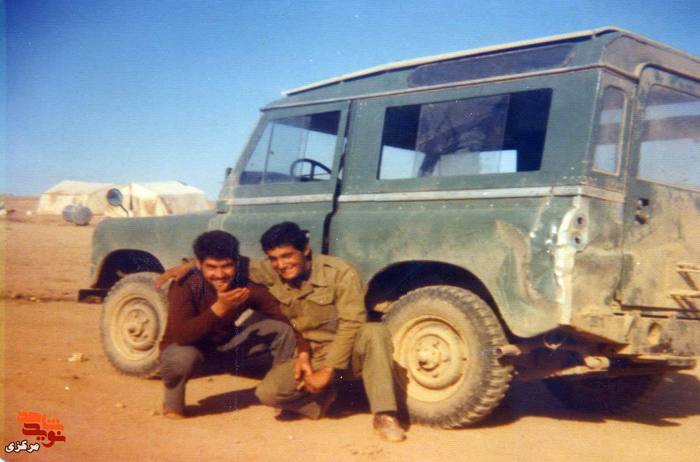 سمت چپ:داود غیاثی راد