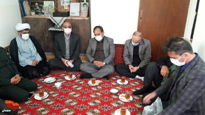 مراسم اهداء مدال کشوری کاراته به خانواده معزز شهید والامقام حجت‌الله خانلرخانی - یازدهم اسفند ۱۴۰۰  روستای قاسم‌آباد شهرستان شاهرود 