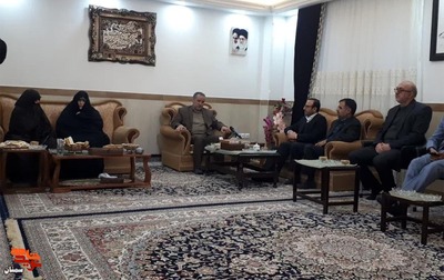 دیدار مسئولان استان با مادر گرامی شهیدان گرانقدر میرکریمی- بیست و دوم بهمنماه ۱۴۰۱ روستای قلعهنوخرقان شاهرود