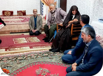 دیدار کارکنان بنیاد شهید شهرستان شاهرود با خانواده معزز شهید والامقام مدافع امنیت محمدجواد رحیمی- هفدهم فروردین‌ماه ۱۴۰۲ شهرستان شاهرود