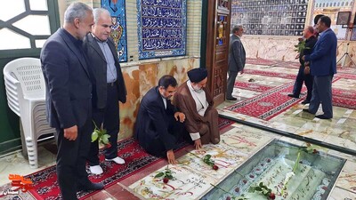گلباران گلزار شهدای امامزاده یحیی (ع) به مناسبت هفته دفاع مقدس- پنجم مهرماه ۱۴۰۲ شهرستان سمنان