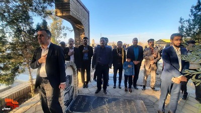 زیارت دورهای جمعی از مروجان فرهنگ ایثار و شهادت- بیست و چهارم اسفندماه ۱۴۰۲ گلزار شهدای روستای بیابانک