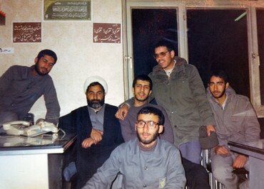 از چپ: بهروز تقی زاده - حجت الالسلام حسنعلی آهنگران - محمد مهاجرانی- شهید محمود معین الاسلام - شهید محمود حسینخانی- شهید سیدعباس سجادی